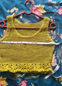 crochet crop top