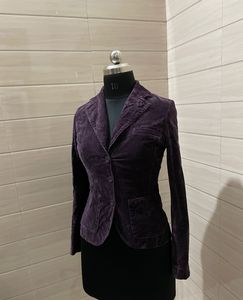 H&M fitted y2k Velvet Blazer - Stylish & Chic