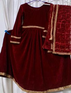 Maroon Velvet Kurta Set with Dupatta