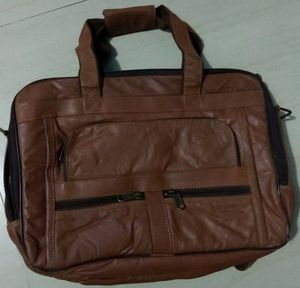 Classic 100%  genuine Leather office & laptop  Bag