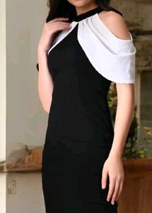 Chic Black &amp; White Cold Shoulder Dress