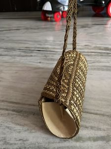 stylish handbags