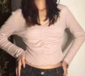 Cute Ruched Long Sleeve Top