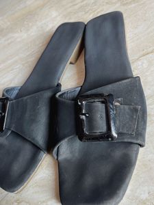 Black Buckle Detail Slides