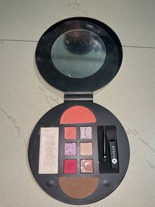 Sugar Eyes &amp; Palette 20.3g