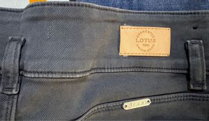 Stylish Grey High-Waist Jeans