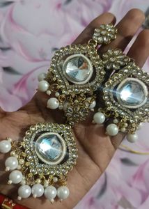 Elegant Kundan Jewelry Set