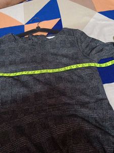 women glen plaid kurti