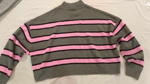 H&amp;M Striped Neck Cropped Sweater