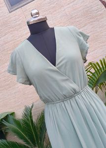 Elegant Sage Green Maxi Dress