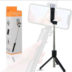 Selfie Stick R15 With Tripod And Flashlight Remote