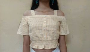 Cute Gingham Off-Shoulder Top