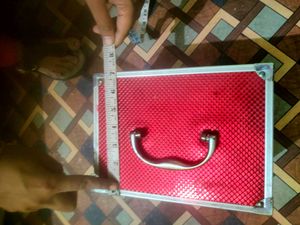 Women Makeup Box