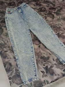 Urbanic Y2K Vintage Toned Acid Wash Jeans