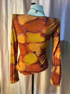 y2k full sleeve top!