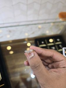 Elegant Diamond Ring