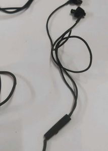 Black Wired Earphones