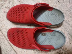 Red Crocs LiteRide Clogs - Size [ M10  W12 ]