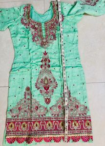 Designer Embroided Kurta SALE!