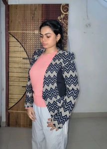 Stylish Patterned Blazer Jacket