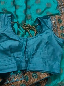 Elegant Teal &amp; Gold Embroidered Saree