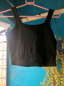 Black Ribbed Crop Top
