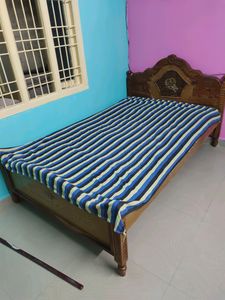 Very Good Condition 🛌 Bed 🛏️
