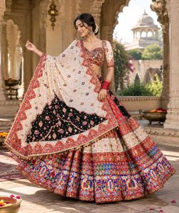 all size available.big dhamaka offer