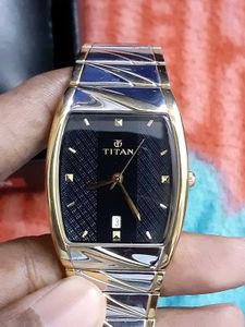 Classic Titan Analog Watch