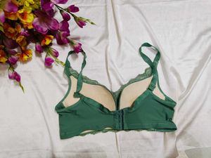 🇳🇿💫🎀Green Lace Bra very beautiful stuff