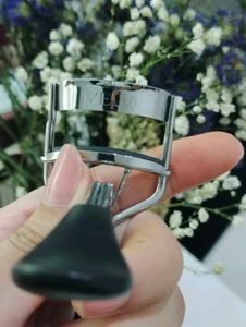 Vega Eyelash Curler