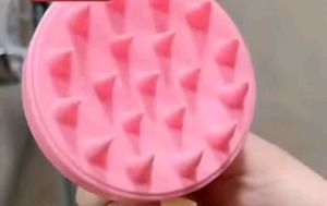 🌸 Soft Silicone Massage Shampoo Brush