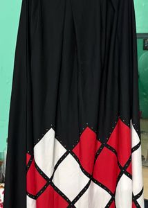 Stylish Black & Red Geometric Print Skirt