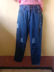 Side Button Trendy Jeans