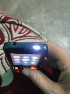 Samsung SM-B350E