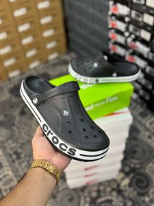 Crocs Black Classic Clog