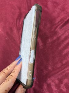 black border iphone16 bumper case