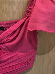 Pink Ruched Twist-Front Crop Top
