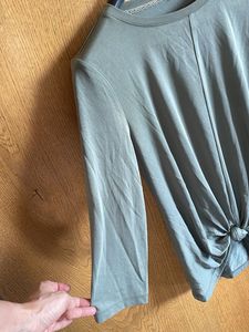 Women's Green Knotted Sleeve Top