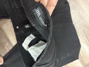 Zara High-Waisted Jeans