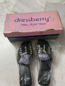 Dressberry Studded Black Slides