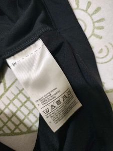 Reebok Black Sports Bra (M size)
