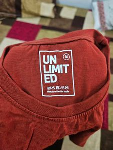 Unlimited Originals Graphic T-shirt size M