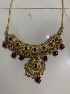 Stunning Gold Plated Jewellery Set