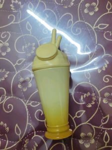 Cute perfume spray bottle