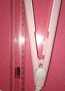 Brand New***Hair Straightener