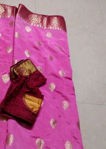 Elegant Pink Banarasi Silk Saree