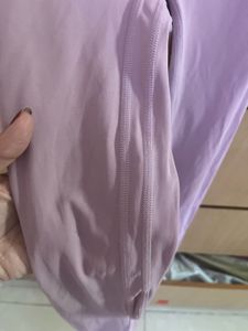 Sample Lululemon High Stretch Squat Proof Leggings