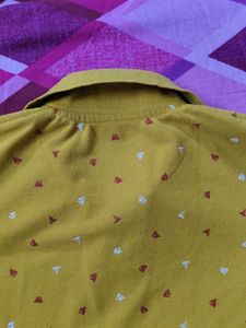 Hollister Yellow Printed Polo Shirt