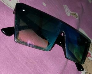 Stylish Blue Lens Sunglasses